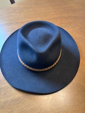 Akubra Black Felt Hat with Brown Leather Sweatband